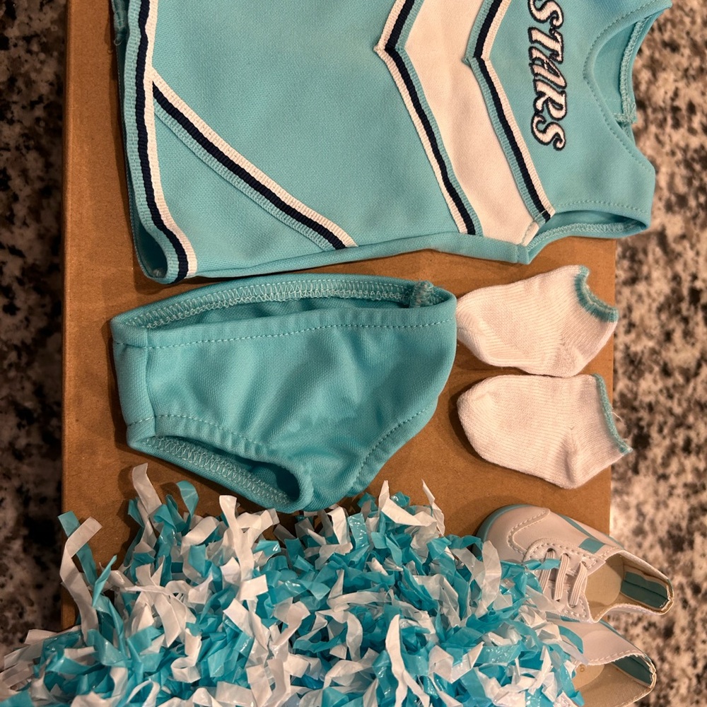 American Girl Truly Me - SPIRIT SQUAD OUTFIT - Picture 3 of 9